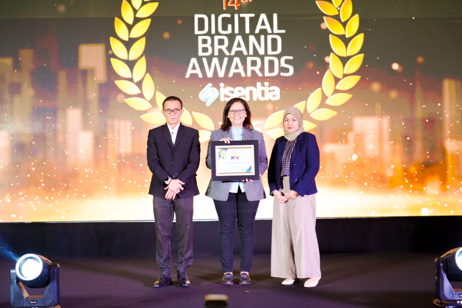 KAI Torehkan Prestasi di Anugerah BUMN 2025 dan Infobank-Isentia Digital Brand Appreciation