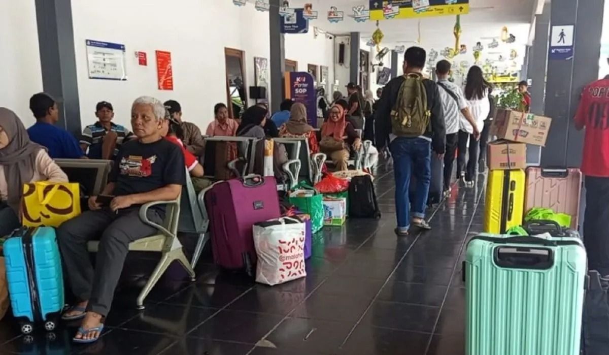 KAI Daop 7 Madiun Layani 403 Ribu Penumpang Selama Angkutan Lebaran 2025