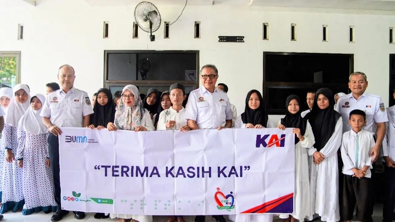 Dukung Anak Panti Asuhan, KAI Daop 7 Madiun Salurkan Bantuan Lewat Program Bina Lingkungan