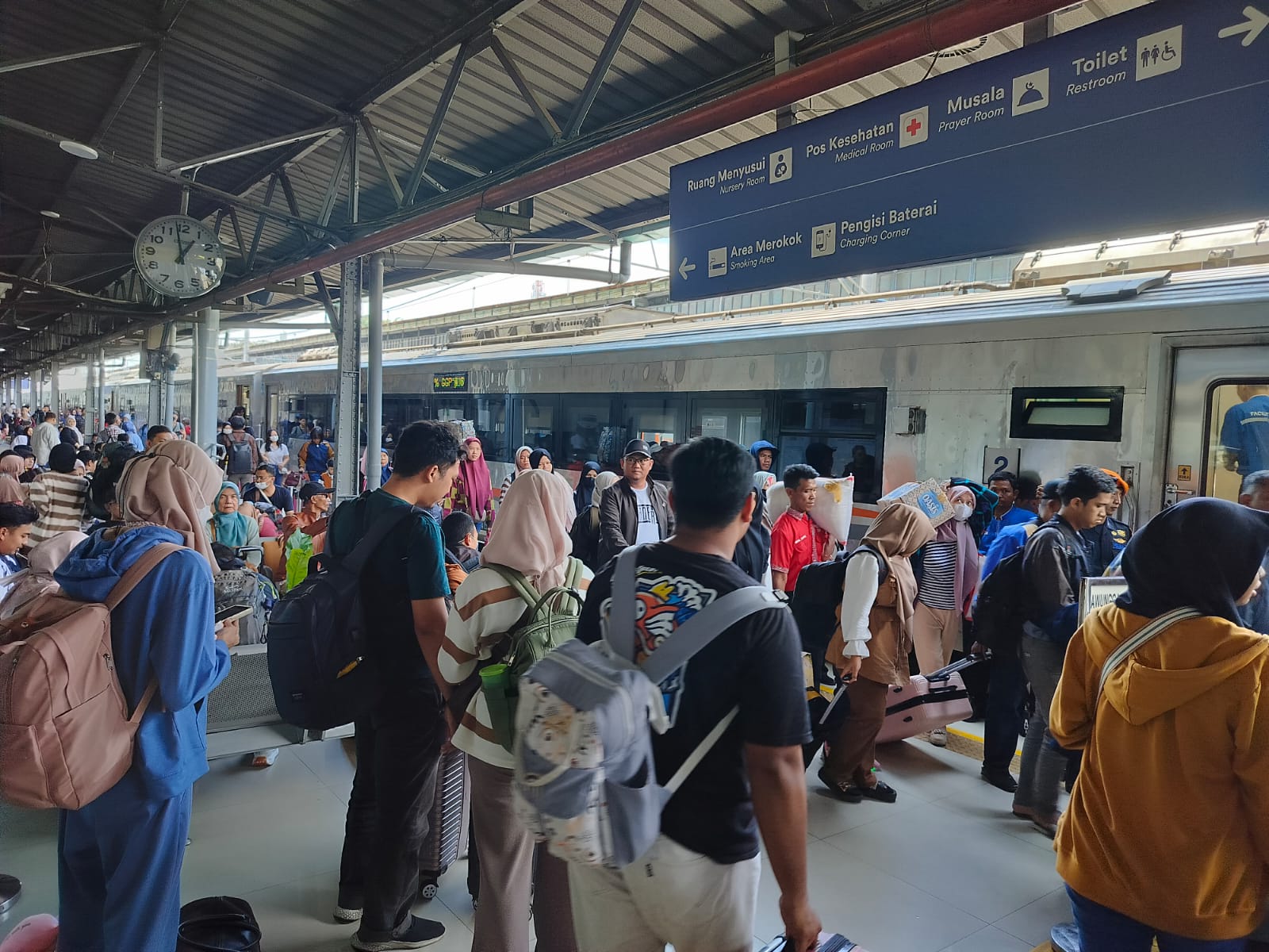 KAI Group Optimalkan Layanan, 16,3 Juta Penumpang Terangkut Saat Lebaran 2025