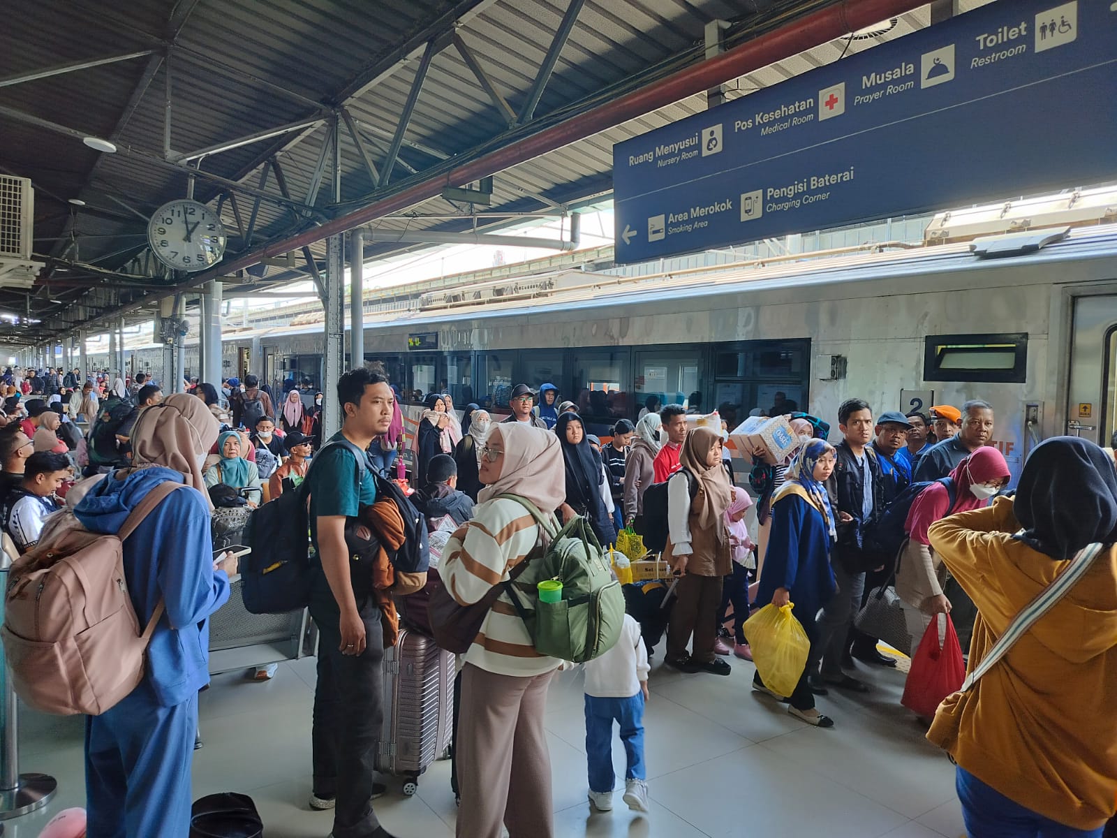 Moda Rel Terus Diminati, KAI Layani 23 Juta Penumpang Selama Angkutan Lebaran 2025