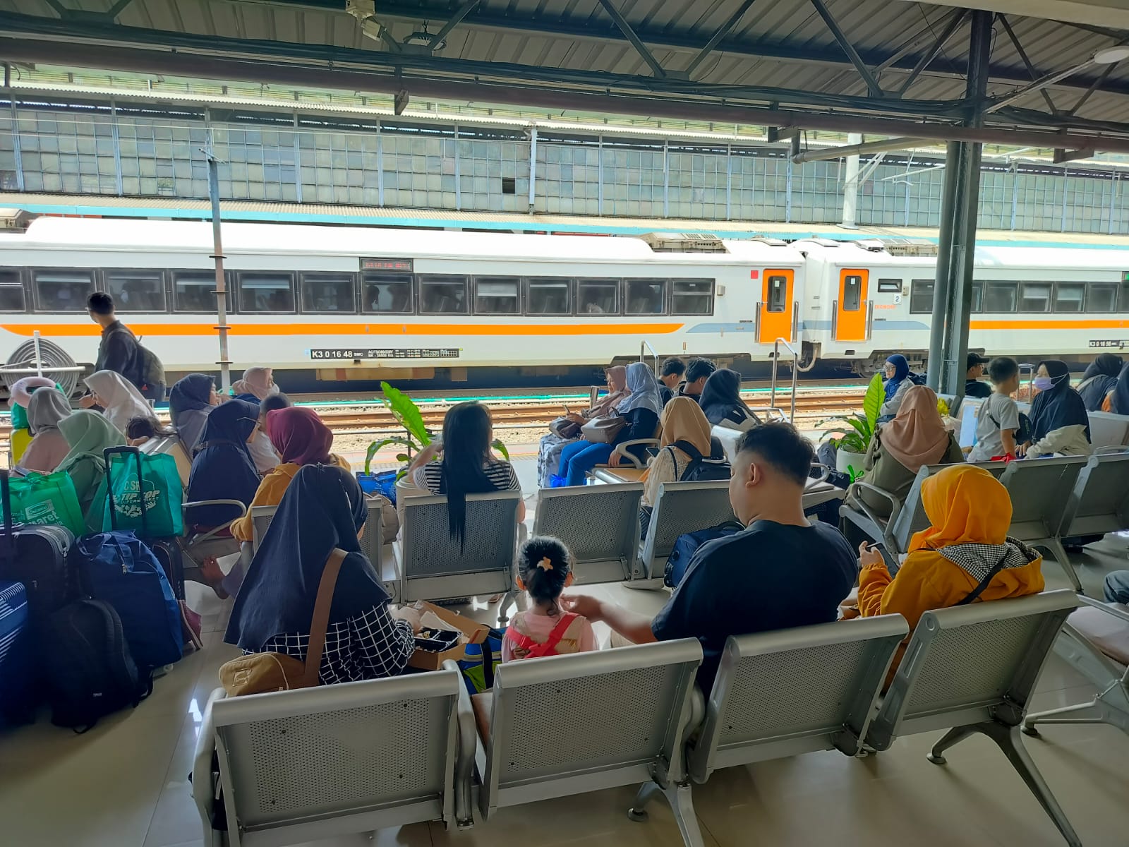 Kapasitas Kereta Api Meningkat untuk Layani Lonjakan Pasca Lebaran