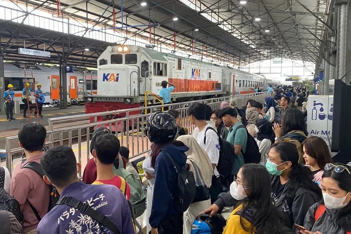 Tiket Mudik Banyak Dipesan, KAI Daop 1 Jakarta Siagakan 1.858 Perjalanan Selama Lebaran 2025