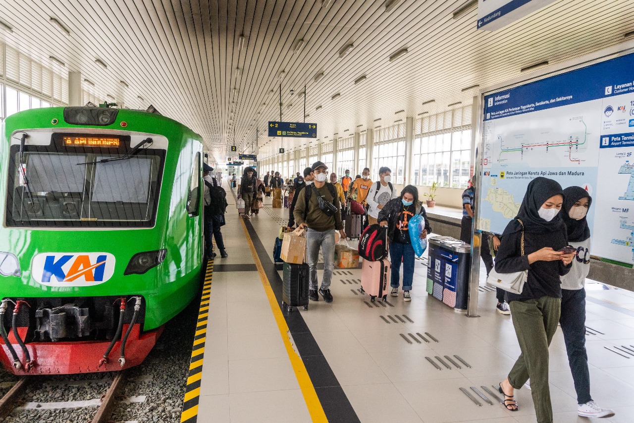 Transportasi Masa Depan, Kereta Bandara Semakin Diminati Publik